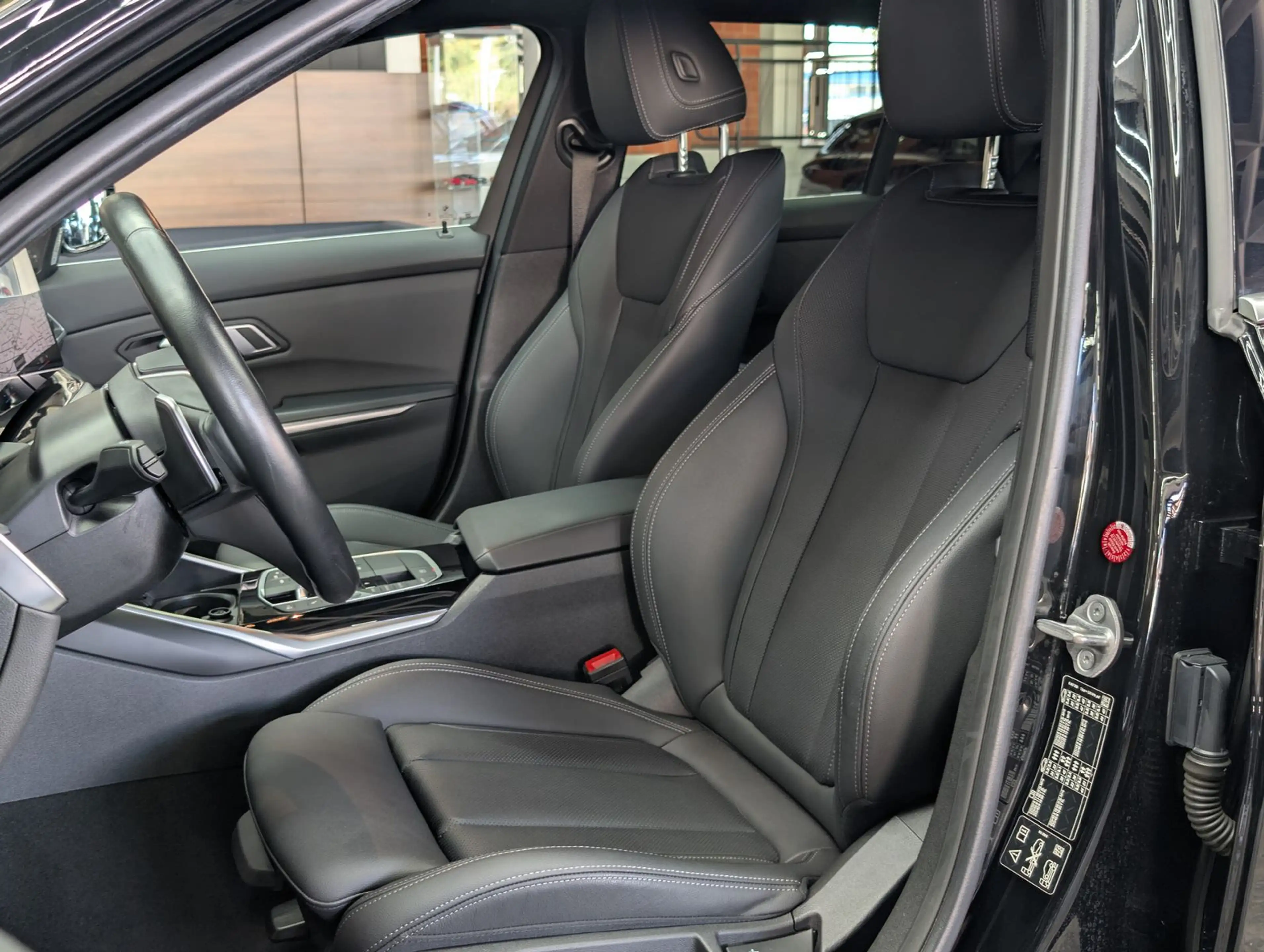 BMW 320 d T xDrive WIDE ACC HuD AMBI H&K StHz LEDER — photo 10
