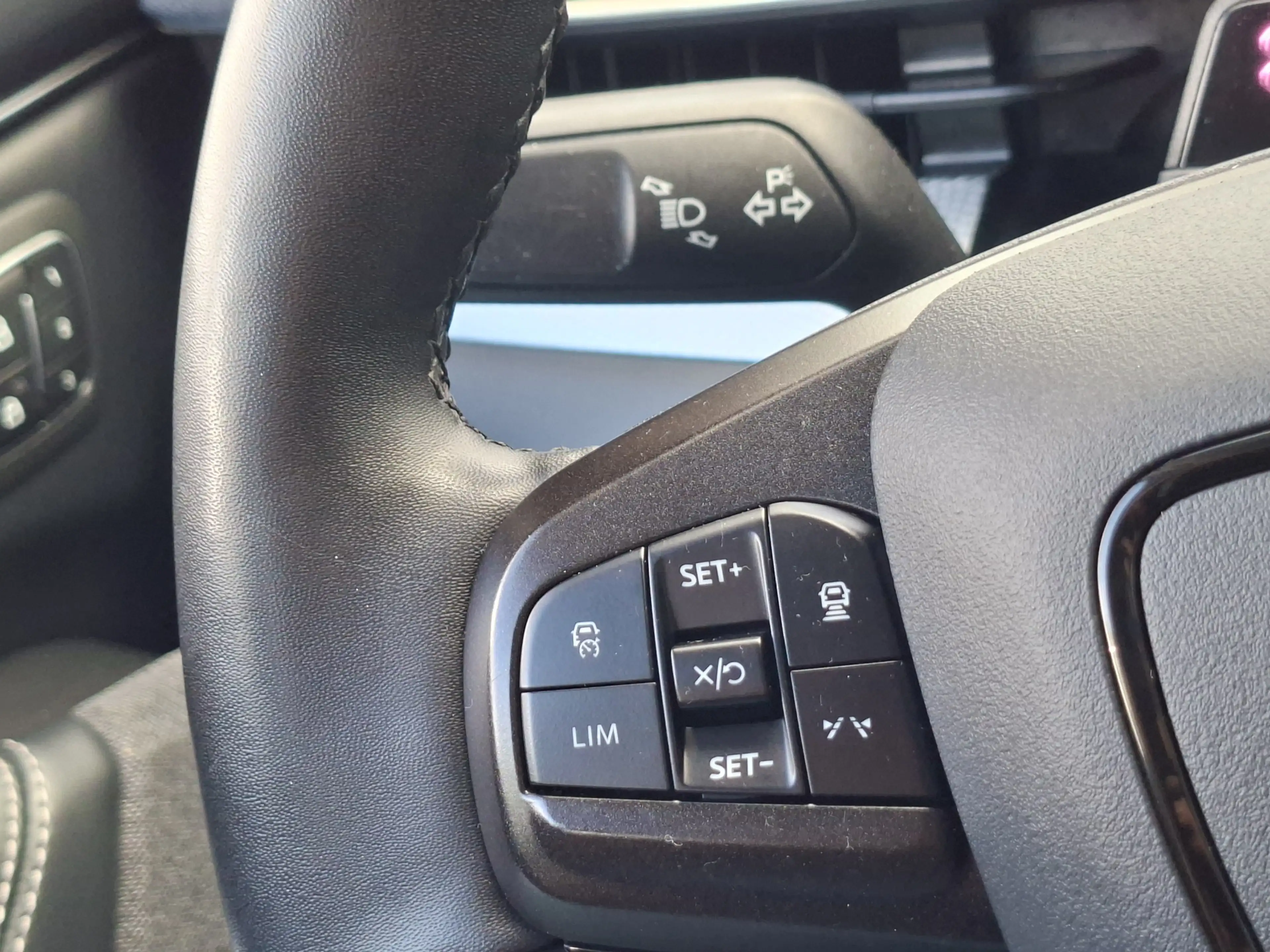 Ford Mustang Mach-E RWD 75 kWh Technology Pack Memory Pano.dak 360° B& — photo 15