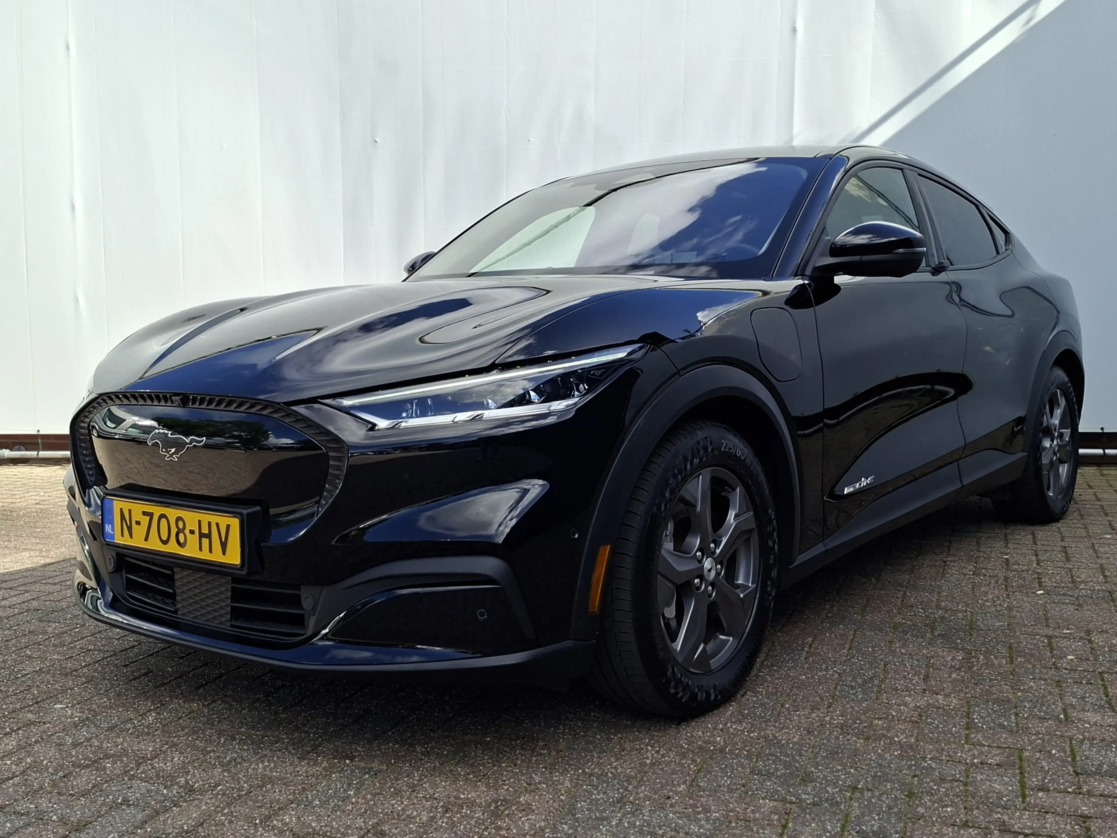 Ford Mustang Mach-E RWD 75 kWh Technology Pack Memory Pano.dak 360° B& — photo 9