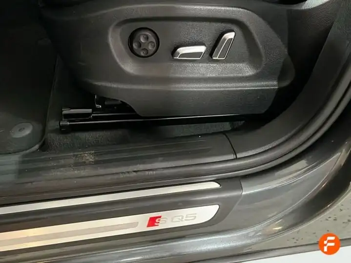Audi SQ5 2014, foto 14