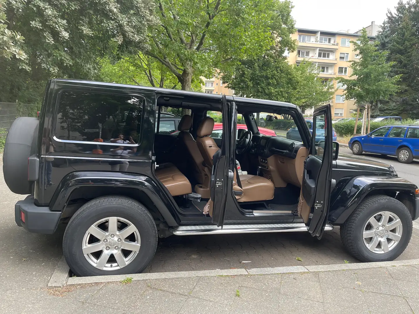 Jeep Wrangler Wrangler Unlimited Hard-Top 2.8 CRD DPF Automatik Schwarz - 2