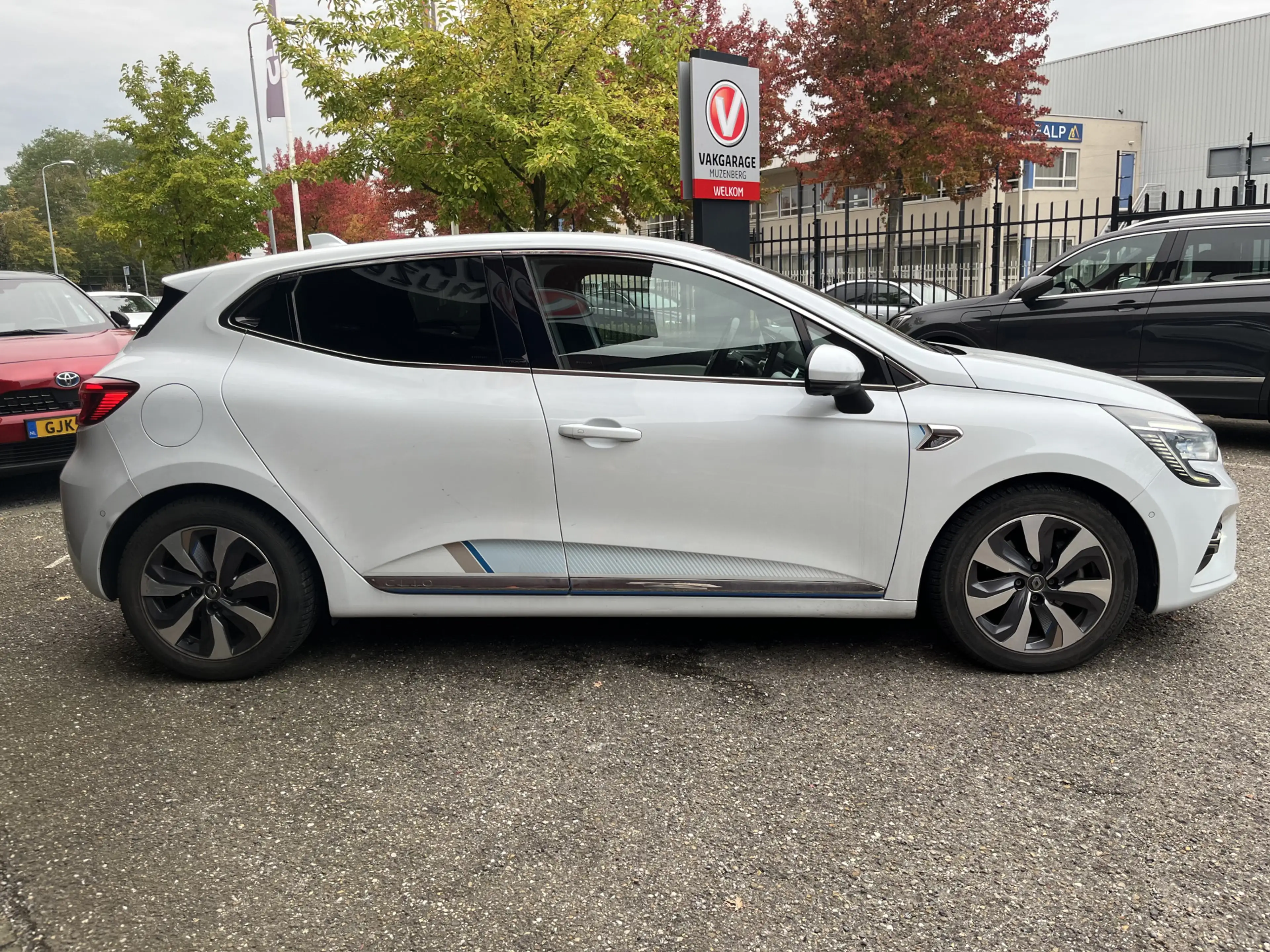 Renault Clio 1.6 E-Tech Hybrid 140 Serie Limitee E-TECH // KEYL — photo 9