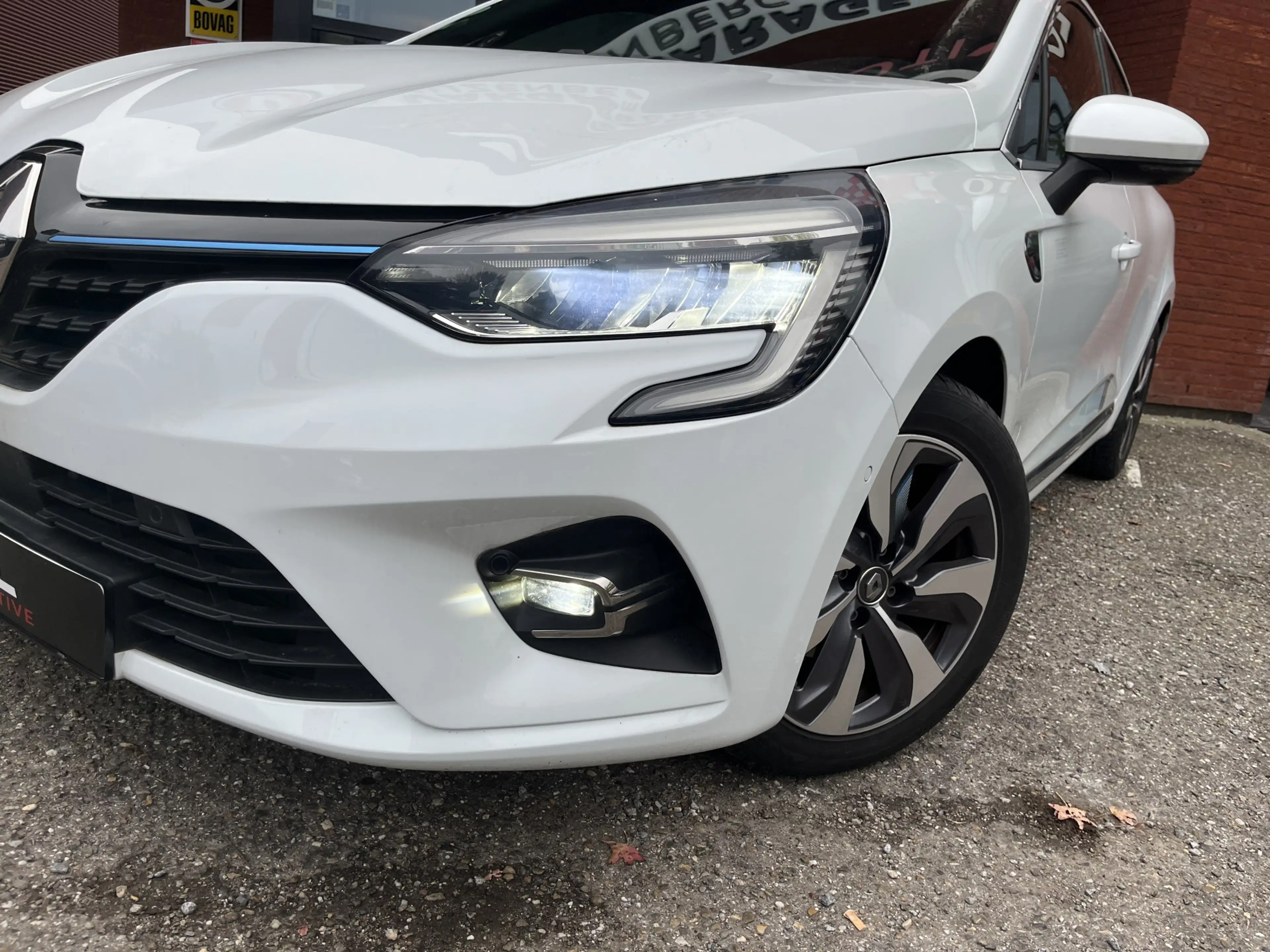 Renault Clio 1.6 E-Tech Hybrid 140 Serie Limitee E-TECH // KEYL — photo 12