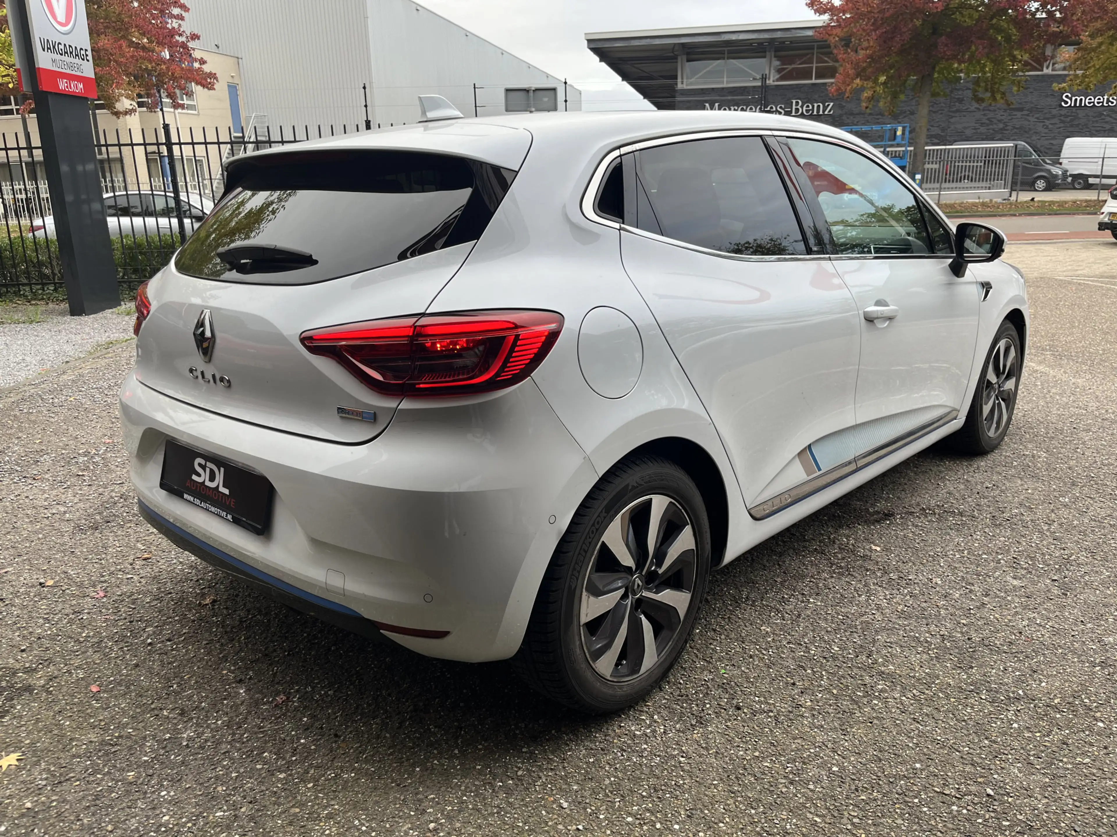 Renault Clio 1.6 E-Tech Hybrid 140 Serie Limitee E-TECH // KEYL — photo 8