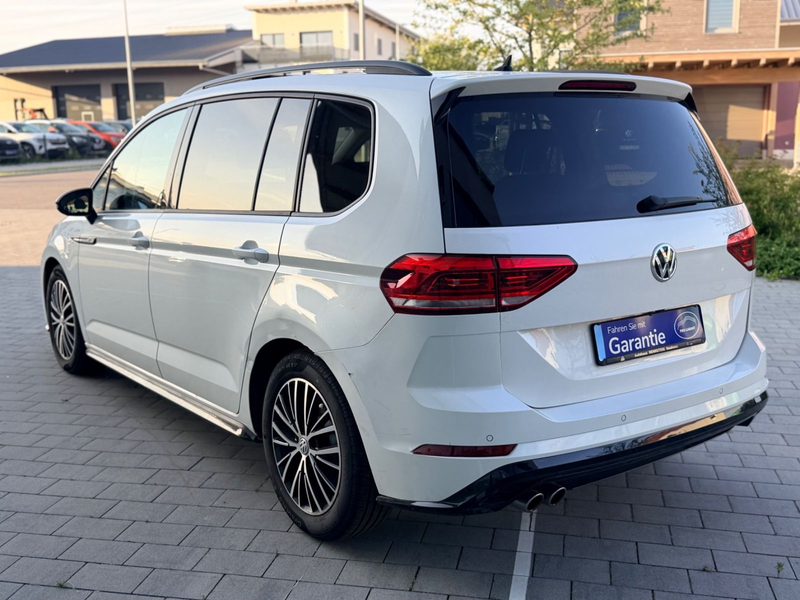 Volkswagen Touran Highline 2.0 TDI Navi LED PANO DSG ALU — photo 4
