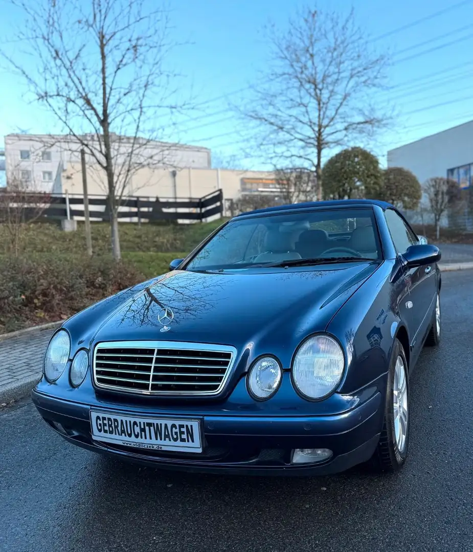 Mercedes-Benz CLK 320 Cabrio 2.Besitz*Elegance*Sommefahrzeug Blue - 2