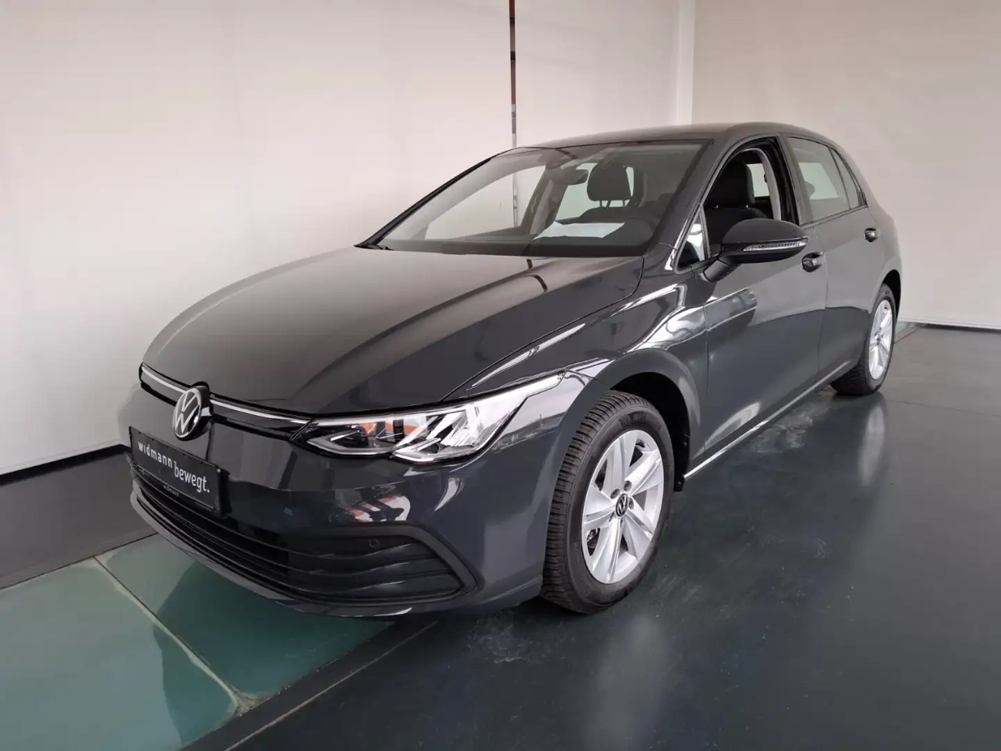 Volkswagen Golf Life 1.0 TSI 110 PS NAVI ACC LED APP Gris - 2