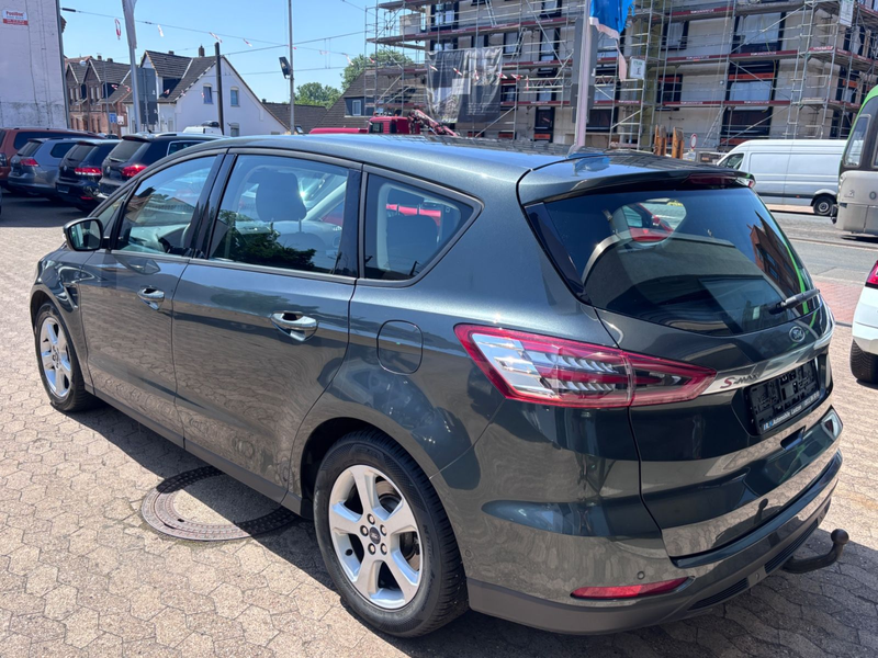 Ford S-Max Titanium Automatik~SpurAssi~~Navi~AHK~SHZ~ — photo 8