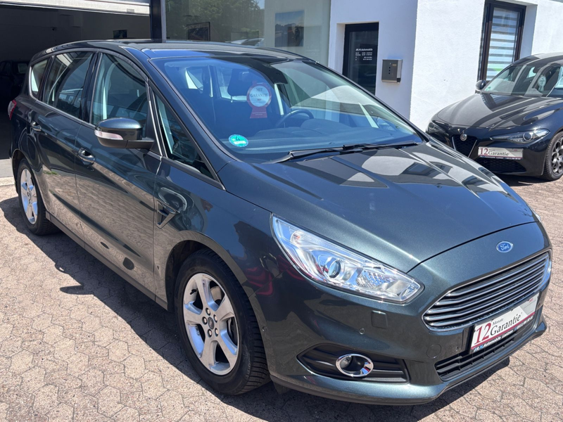 Ford S-Max Titanium Automatik~SpurAssi~~Navi~AHK~SHZ~ — photo 4