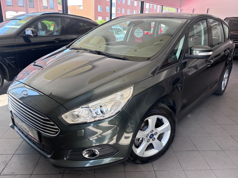 Ford S-Max Titanium Automatik~SpurAssi~~Navi~AHK~SHZ~