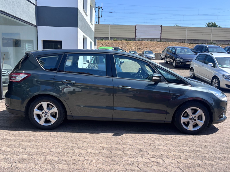 Ford S-Max Titanium Automatik~SpurAssi~~Navi~AHK~SHZ~ — photo 5