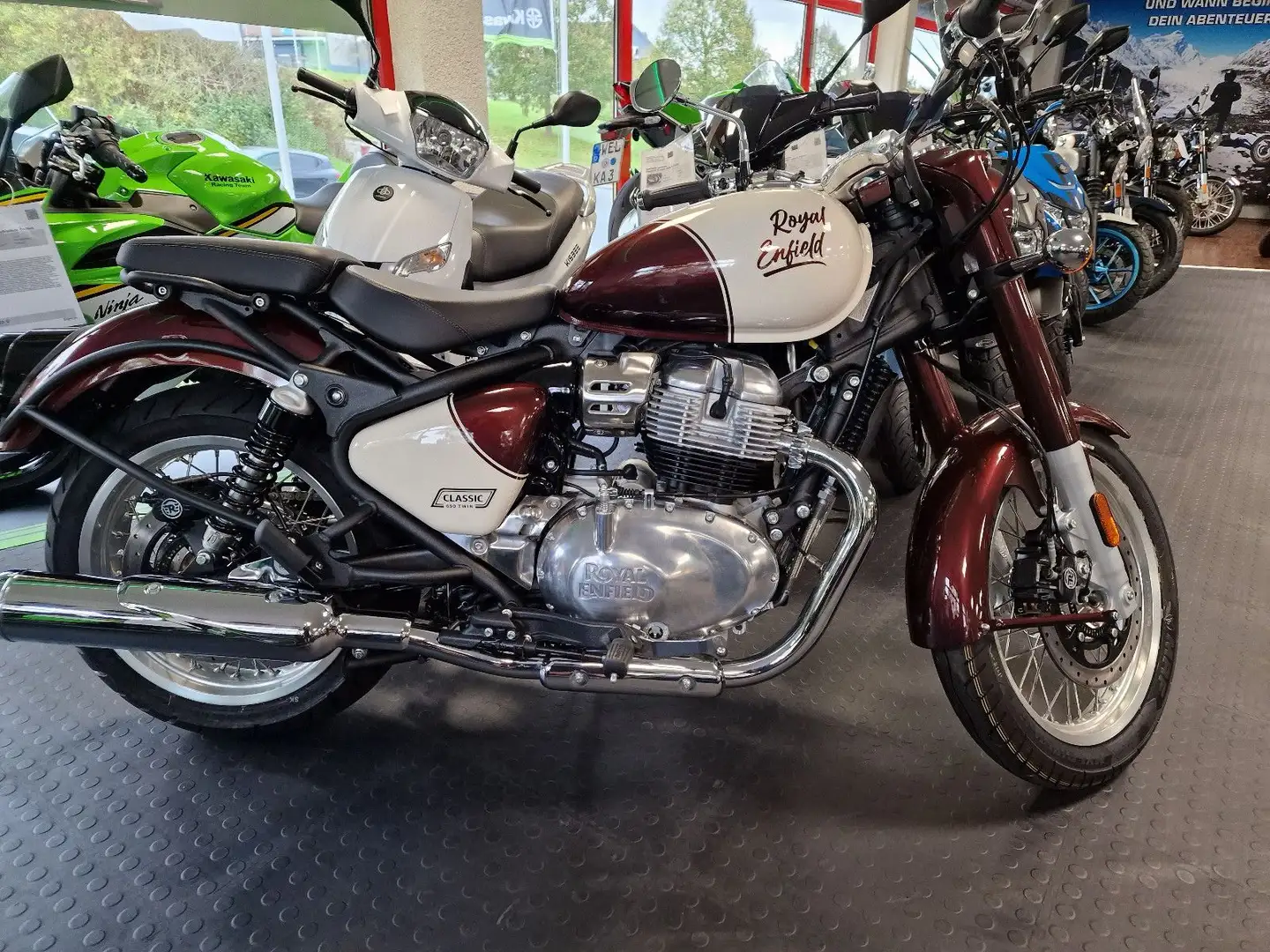 Royal Enfield Classic 650 Argent - 1