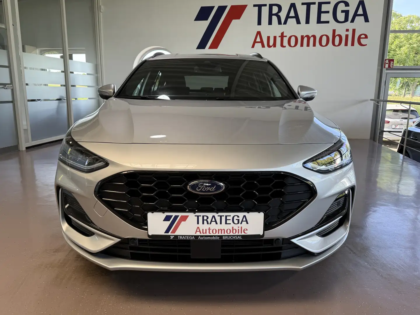 Ford Focus Turnier ST-Line X ACC AHK HeadUp GJR TW SH Silber - 2