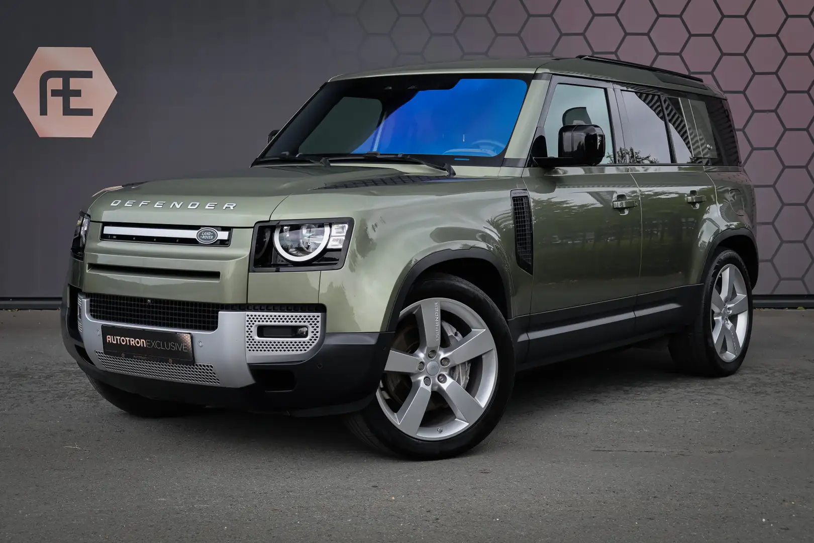 Land Rover Defender 110 P400e 110 | STOELVERWARMING | 360 CAMERA | APP Groen - 1