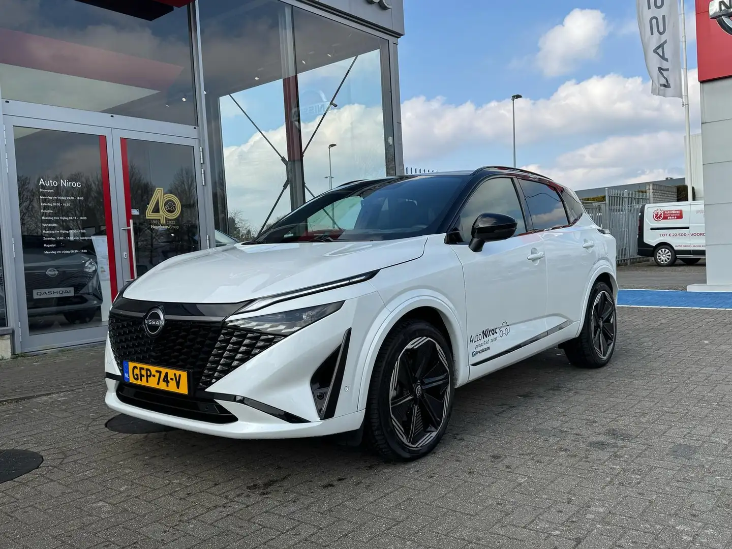 Nissan Qashqai 1.5 e-Power N-Design | DEM OVOORDEEL | HEADS-UP DI Wit - 2