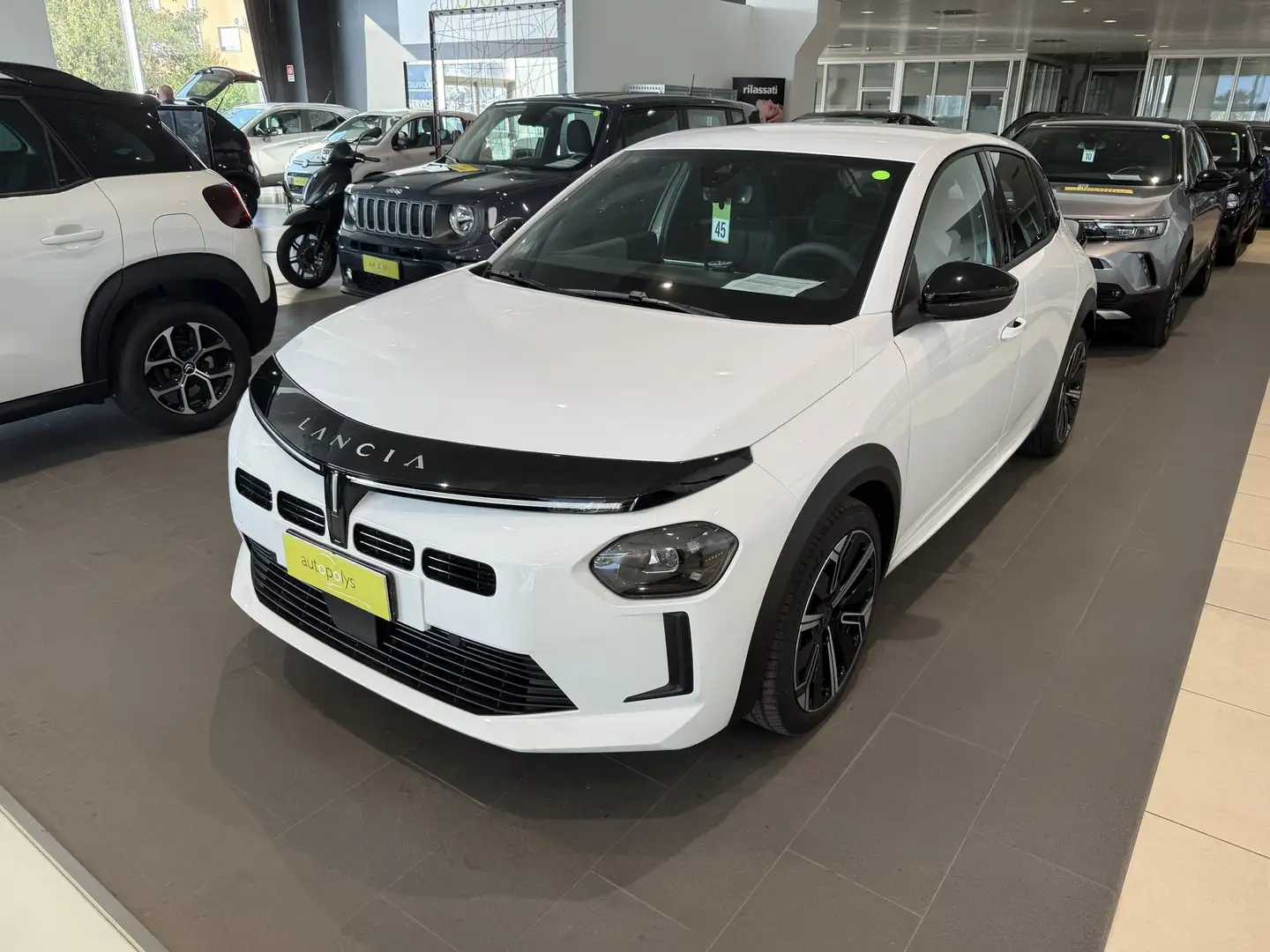 Lancia Ypsilon Hybrid e-DCT Blanco - 1