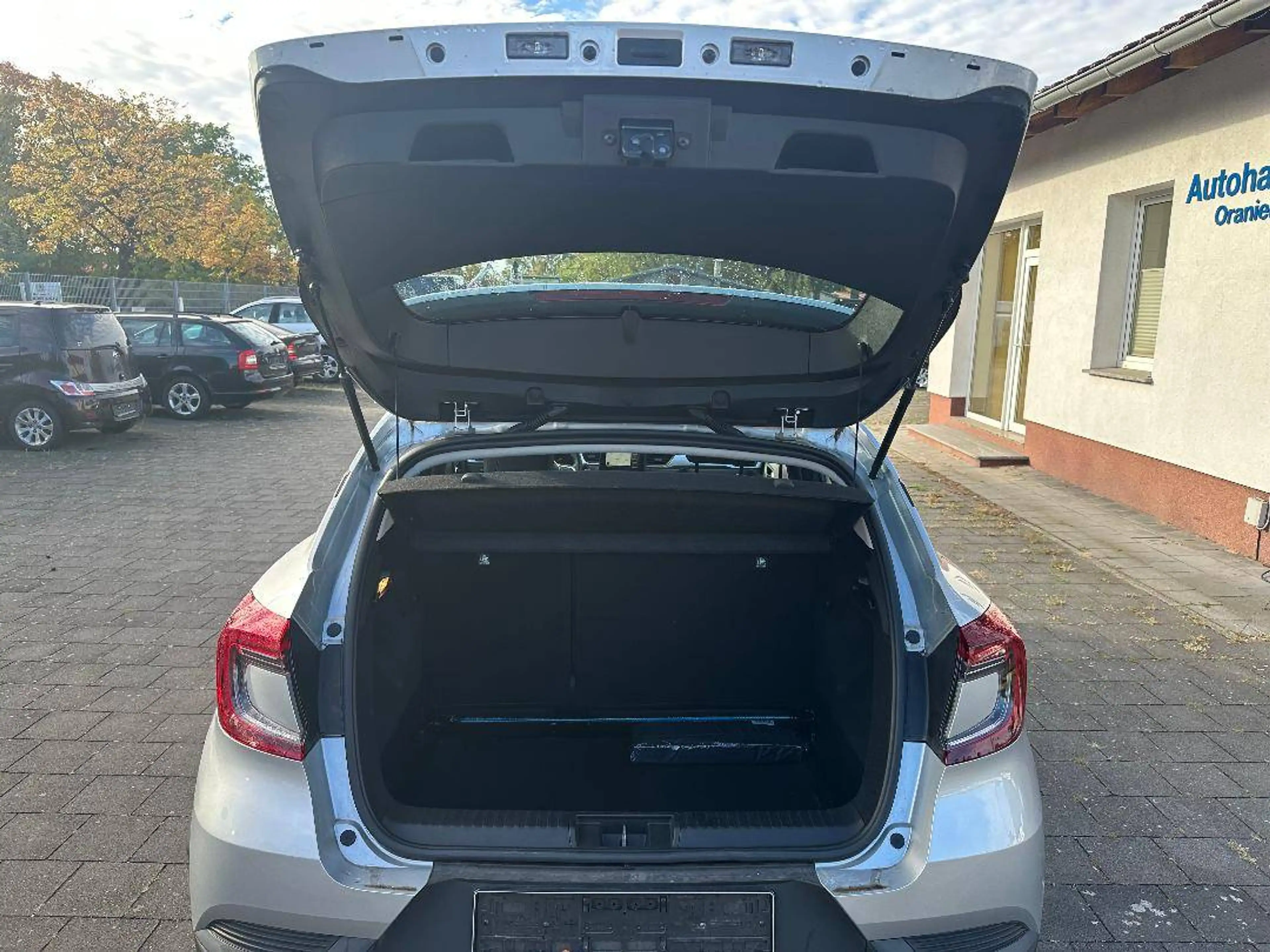 Renault Captur Evolution — photo 11