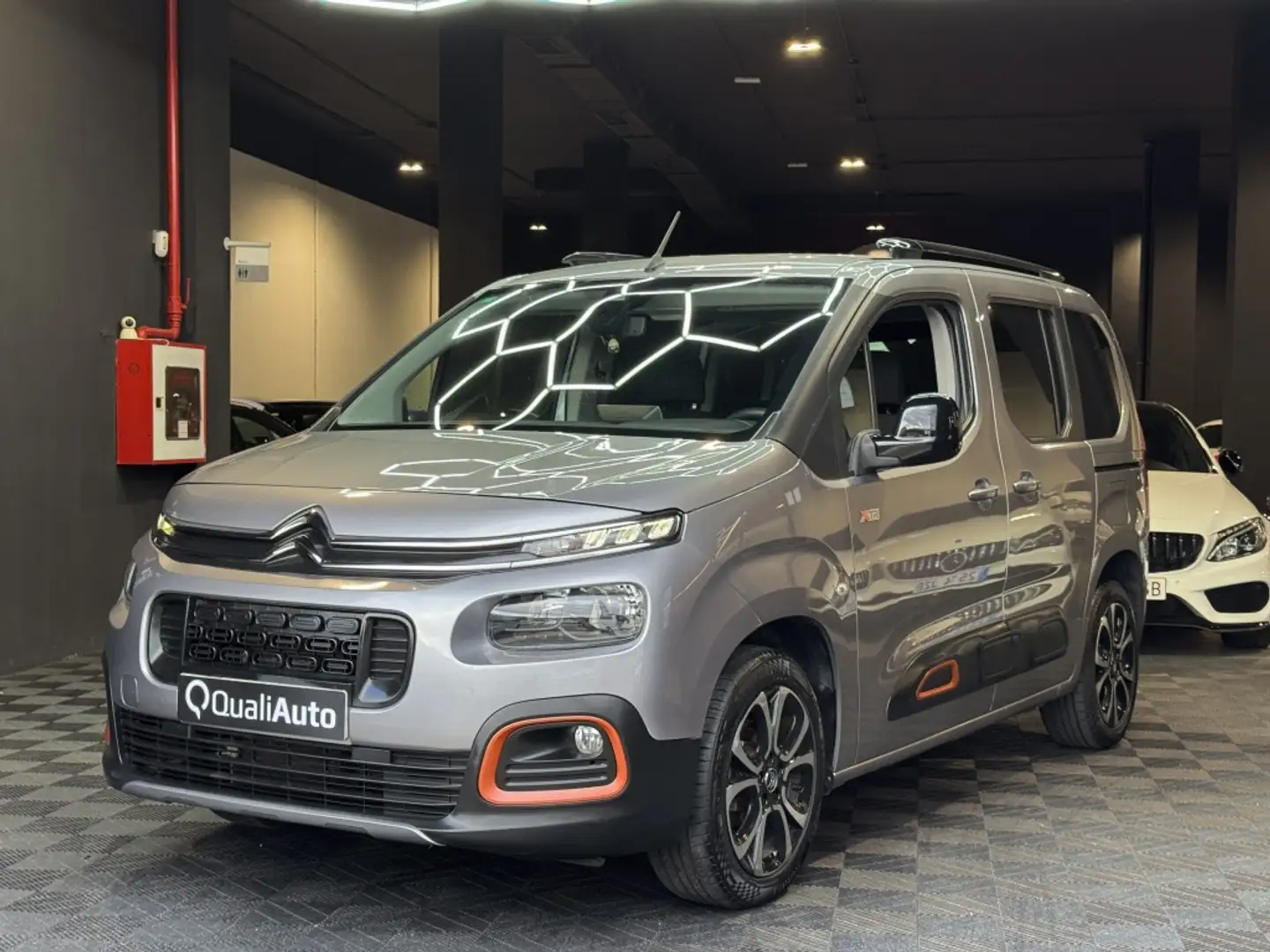 Citroen Berlingo BlueHDi S&S Talla M Shine 100 Grigio - 2