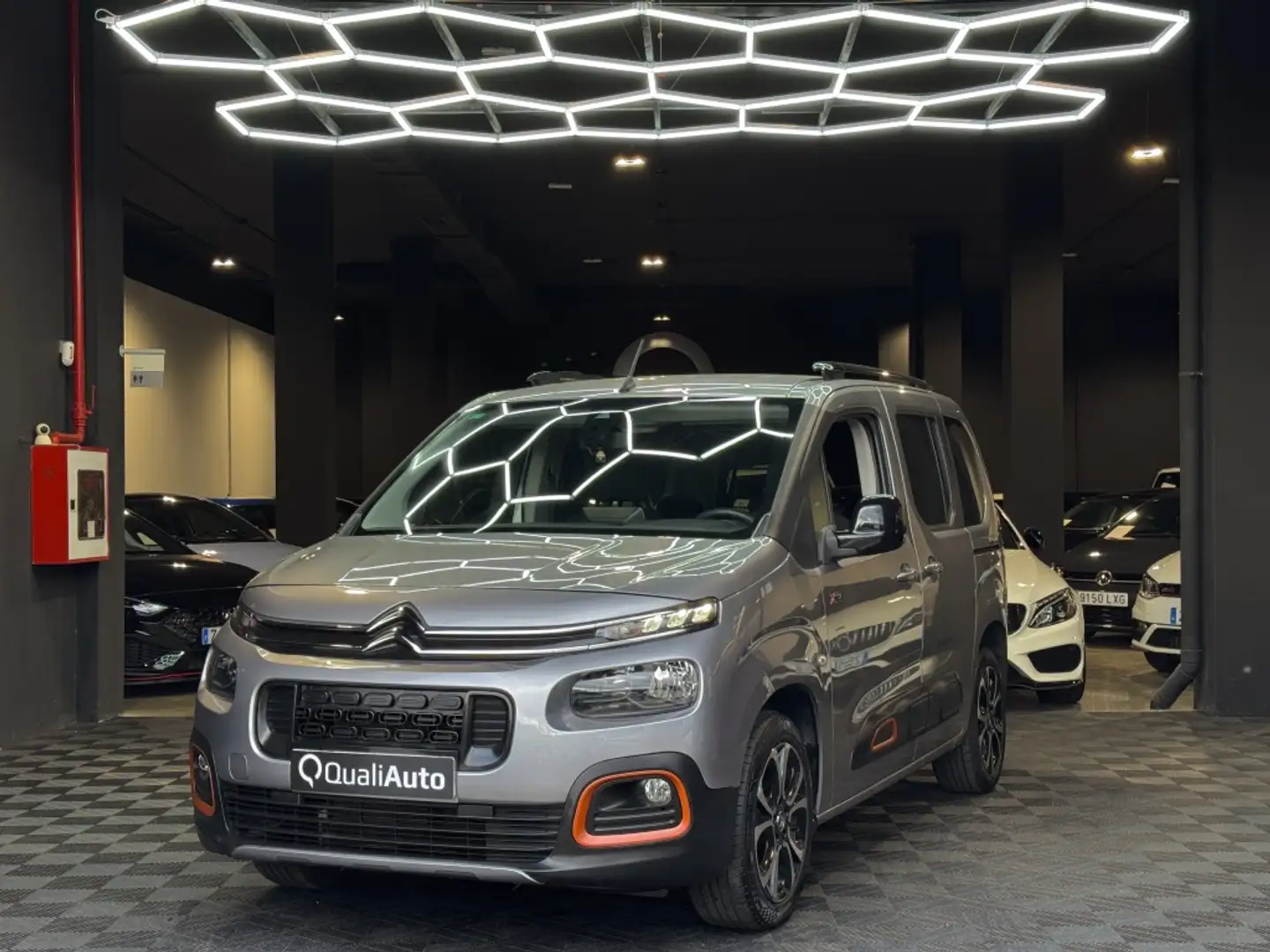 Citroen Berlingo BlueHDi S&S Talla M Shine 100 Grigio - 1