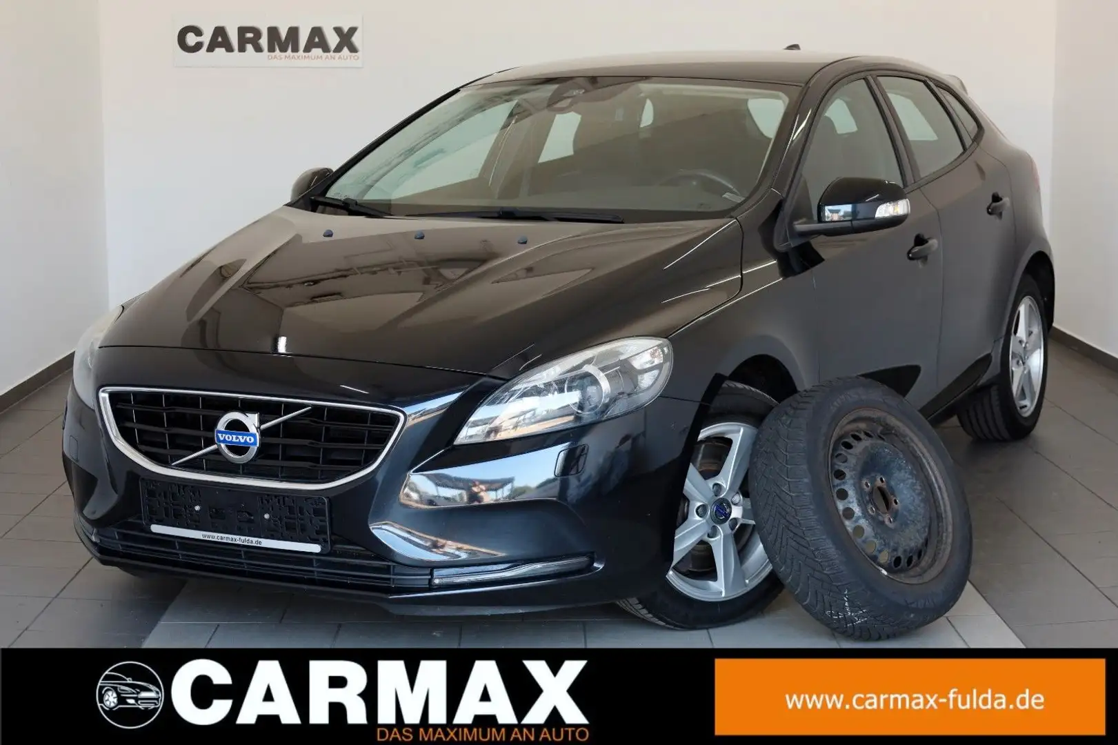 Volvo V40 You! TLeder,Navi,Xenon,Kamera,SH,PDC,SR+WR Noir - 1