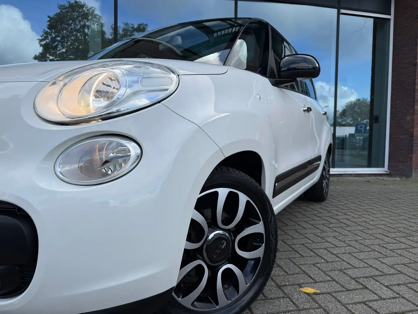 Fiat 500L 0.9 TwinAir Lounge - Panodak - Climate - Parkeerhu Bianco - 2