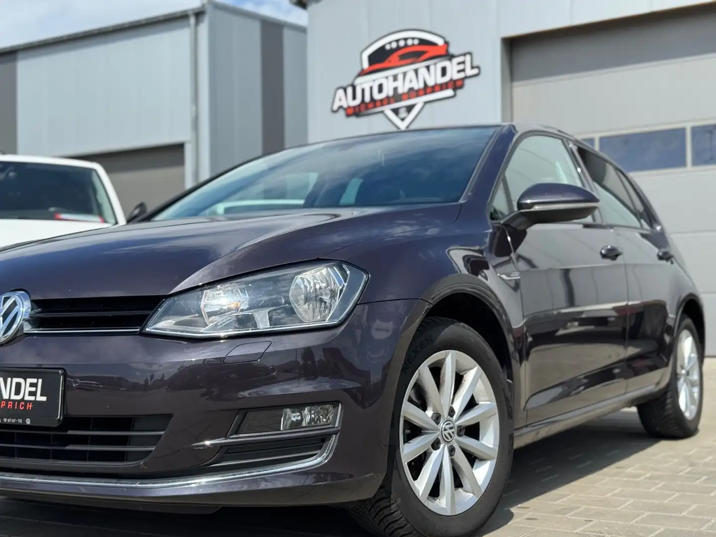Volkswagen Golf VII 1.4 TSi Lim. Lounge BMT *TEMP*PDC*SHZ Grijs - 2
