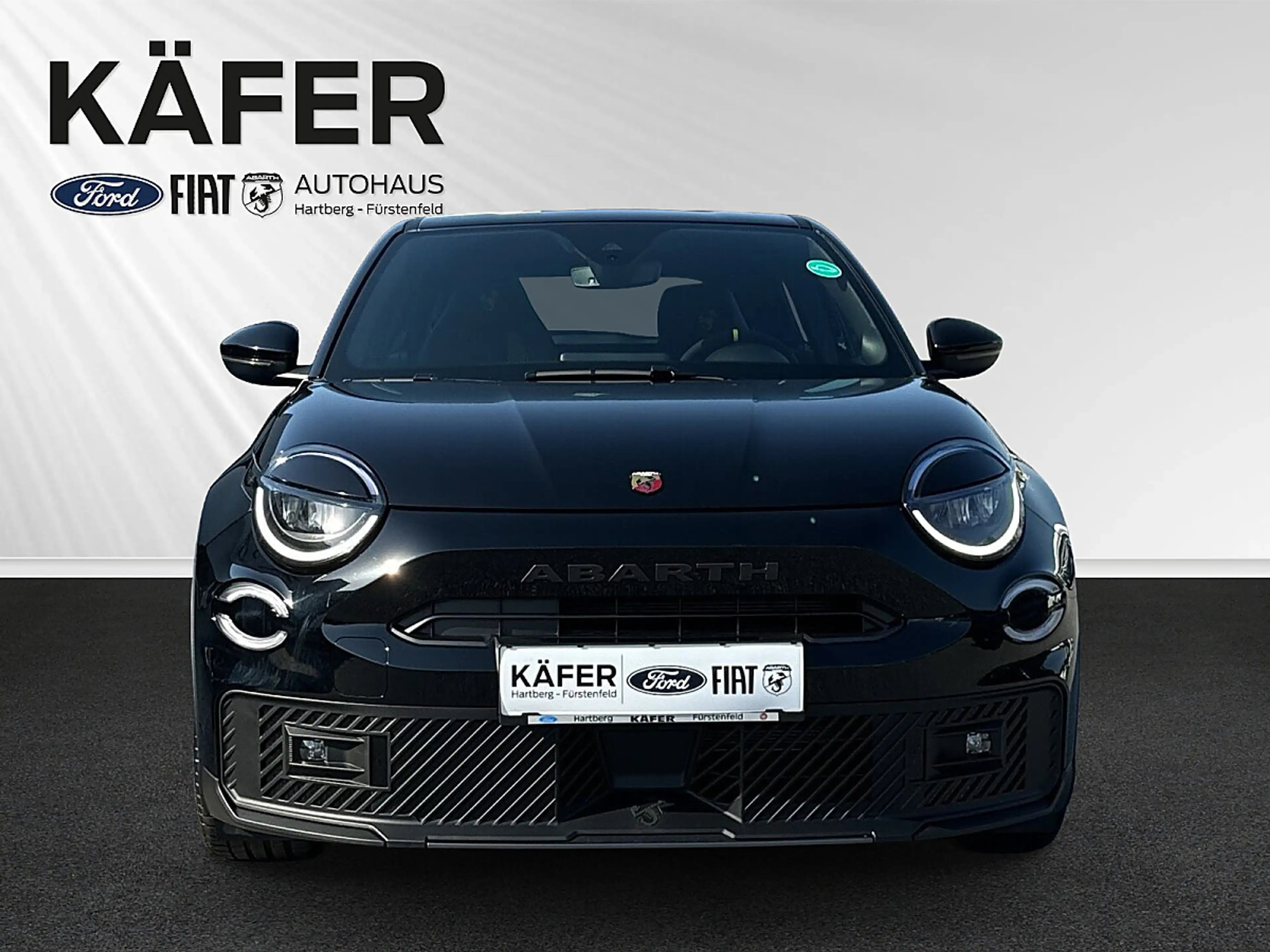 Abarth 600e 54kWh Competizione — photo 2