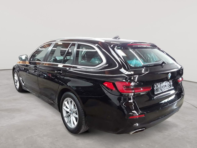BMW 530 530d xDrive Touring Aut. AHK NAVI LED KAM — photo 5