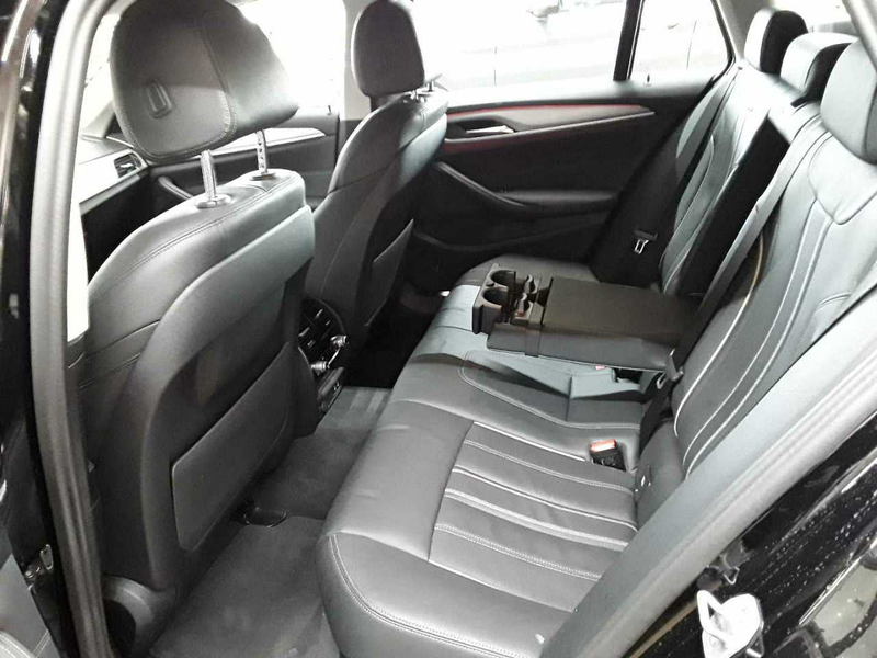 BMW 530 530d xDrive Touring Aut. AHK NAVI LED KAM — photo 13
