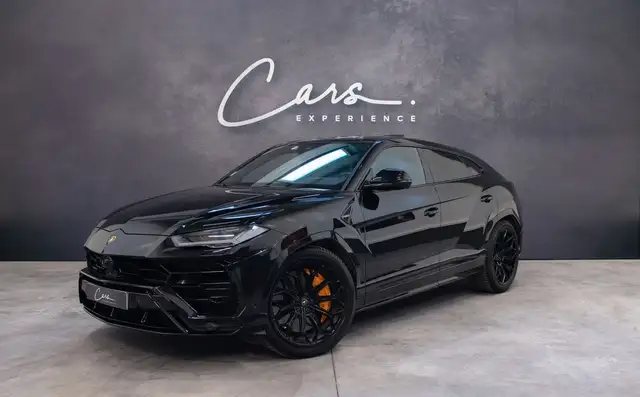Lamborghini Urus V8 650 cv – FRANÇAIS FULL OPTIONS ENTRETIEN LYON TOIT OUVRANT PANORAMIQUE ECHAPEMMENT SPORT SUSPENSION PNEUMATIQUE ROUES 