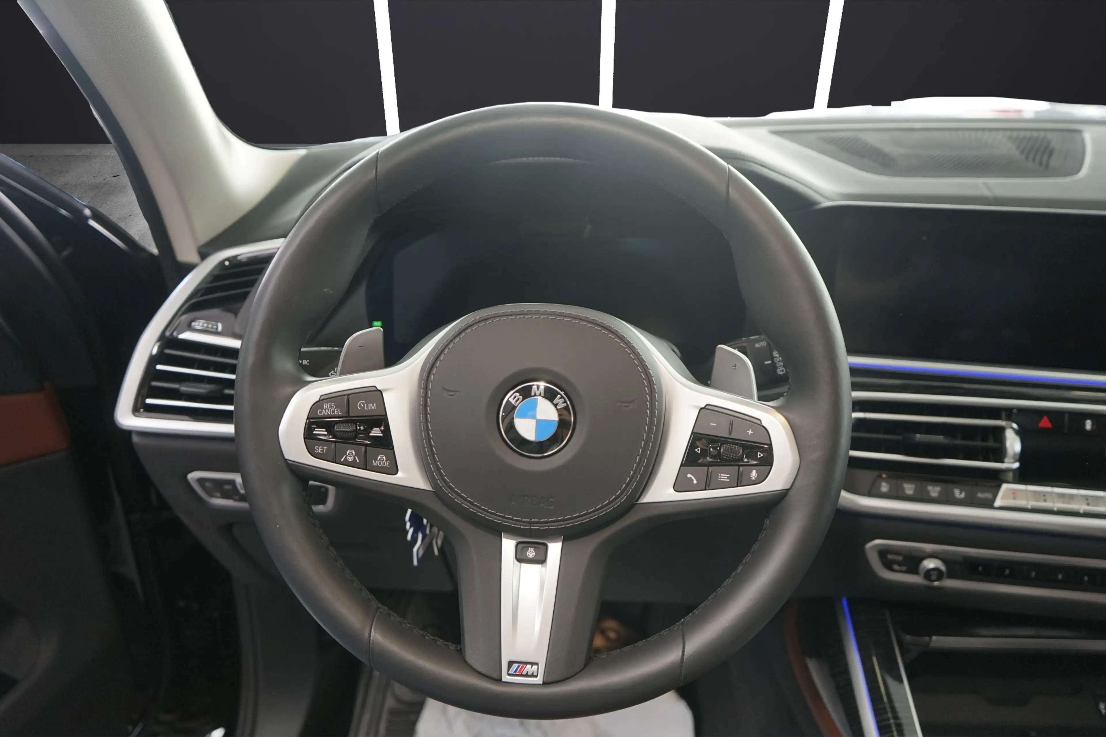 BMW X7 xDrive 40d+INDIVIDUAL+PANO+360°KAMERA+AHK+HEAD UP — photo 12