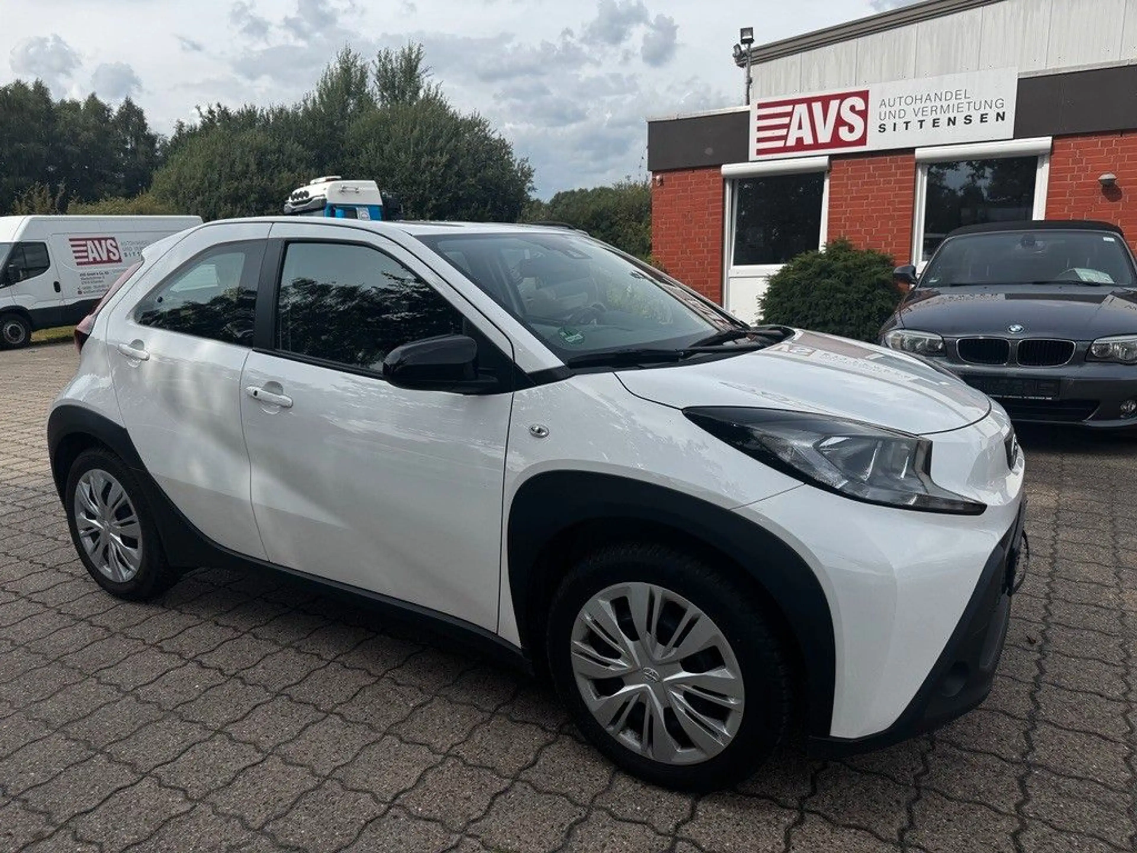 Toyota Aygo X Play, Kamera, Keyless, Tempom.,10TKM