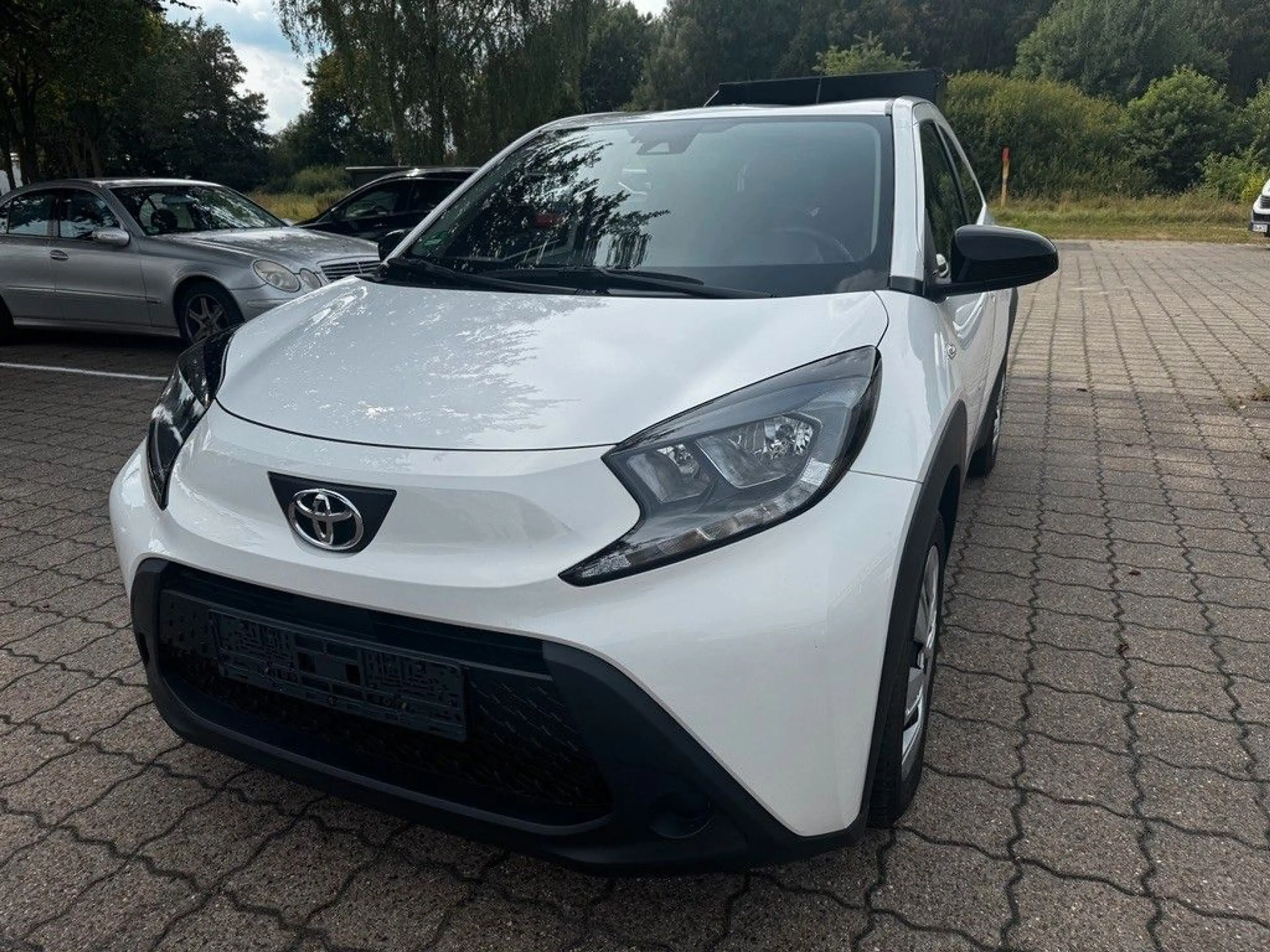 Toyota Aygo X Play, Kamera, Keyless, Tempom.,10TKM — photo 11