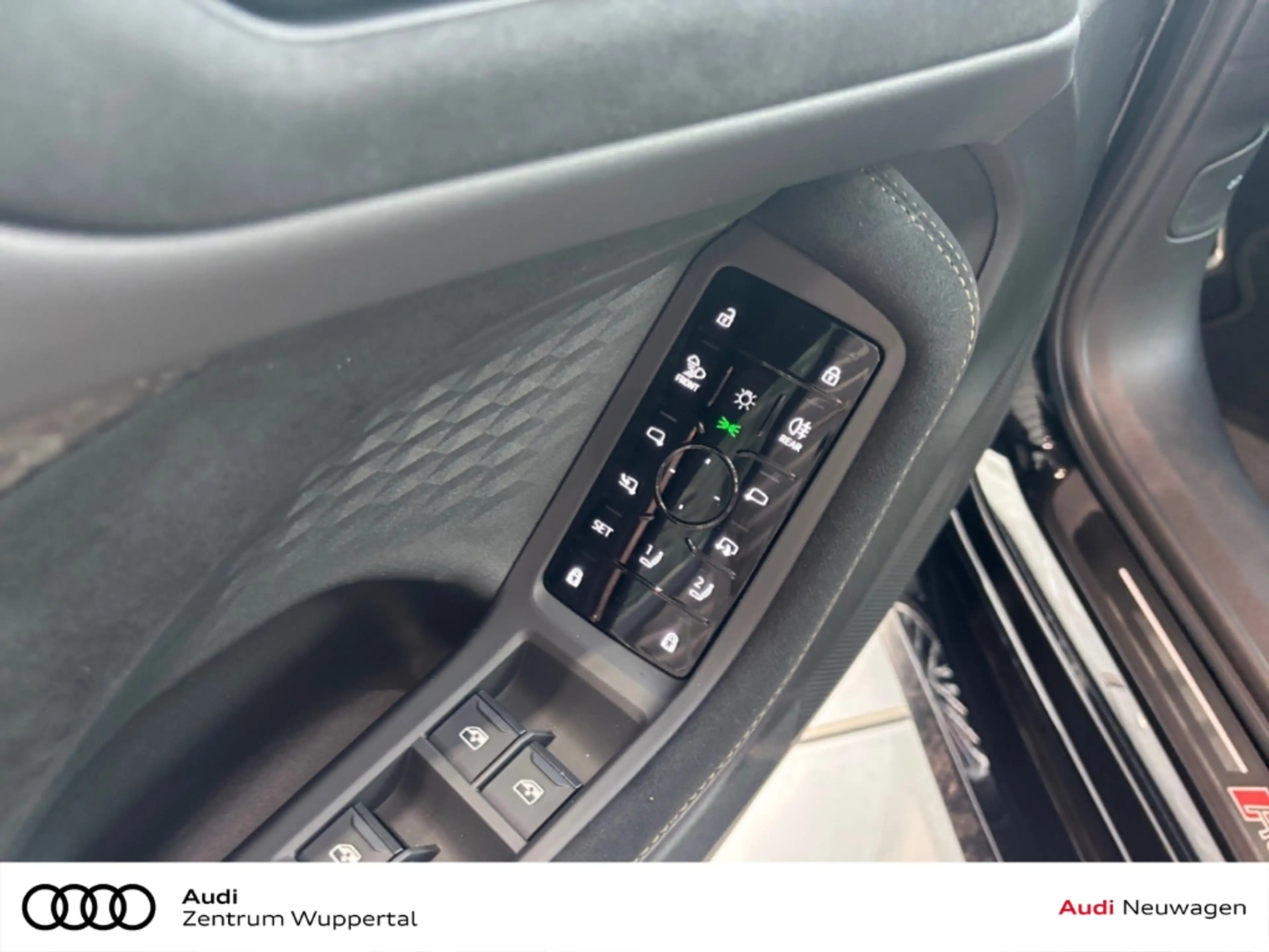 Audi RS5 PANO B&O KREAMIK CAMO-CARBON TECH PRO HUD — photo 9