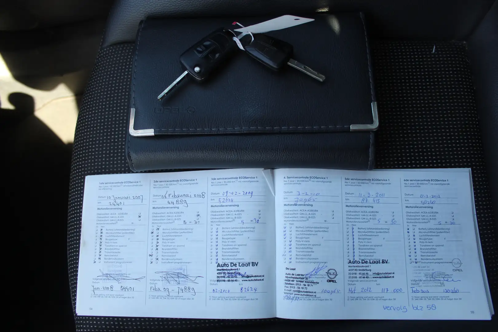 Opel Zafira 1.8 Cosmo *Meeneemprijs*APK t/m 20-08-2026/7 perso Gris - 2