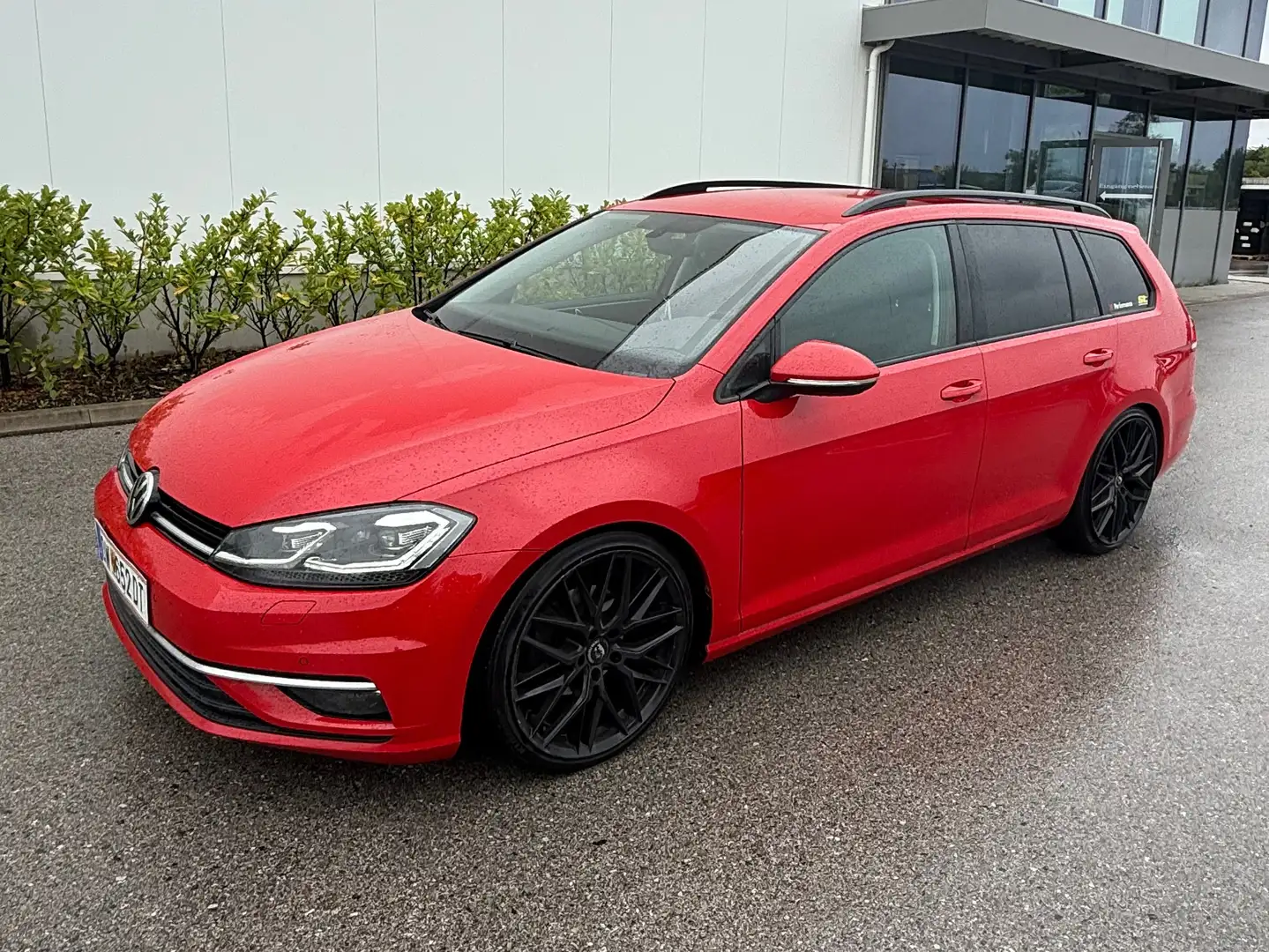 Volkswagen Golf Variant Golf Variant Comfortline 1,6 TDI DSG Comfortline Roşu - 1