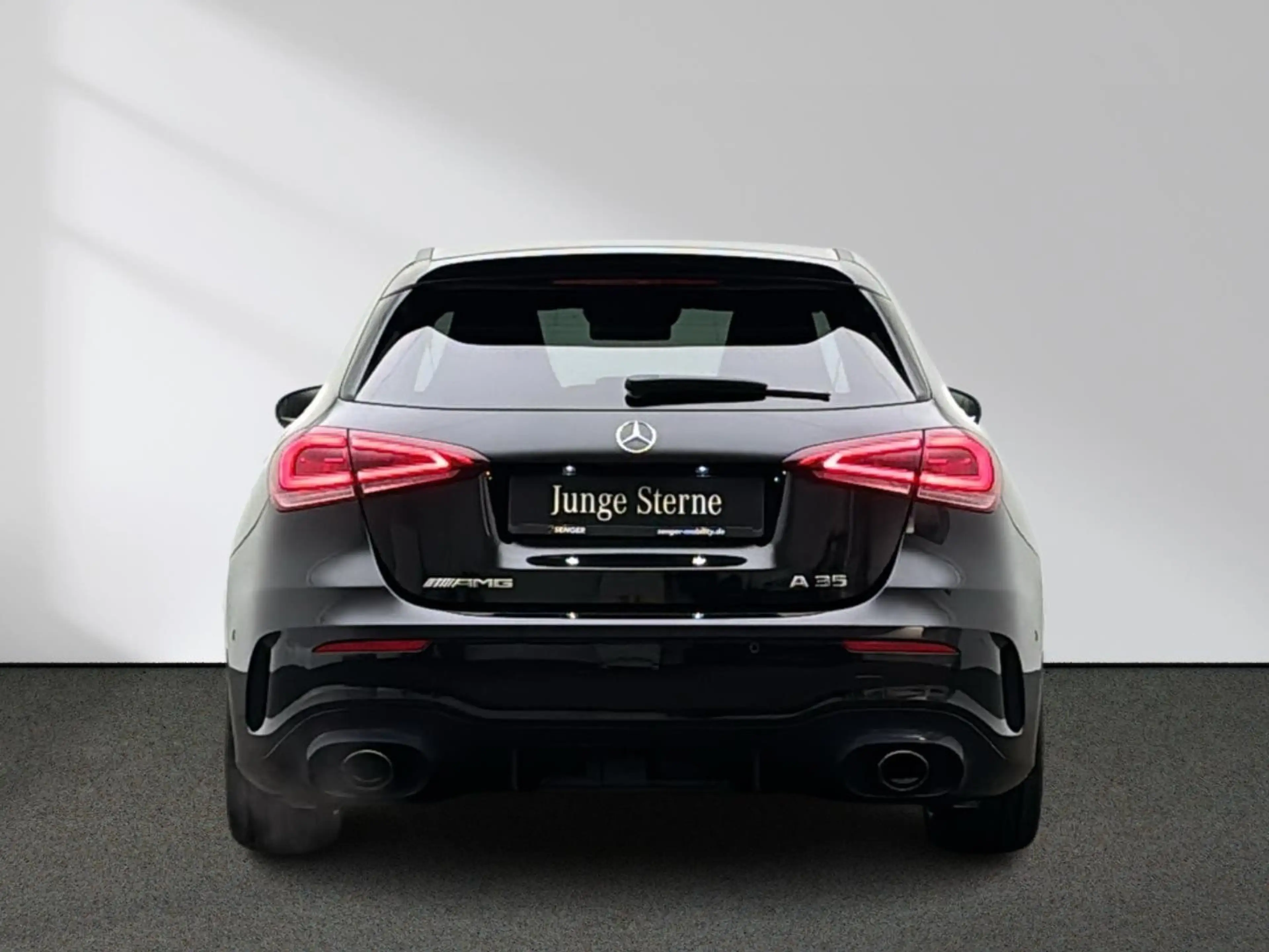 Mercedes-Benz A 35 AMG 4M Multibeam Standheizung Distronic AHK — photo 6