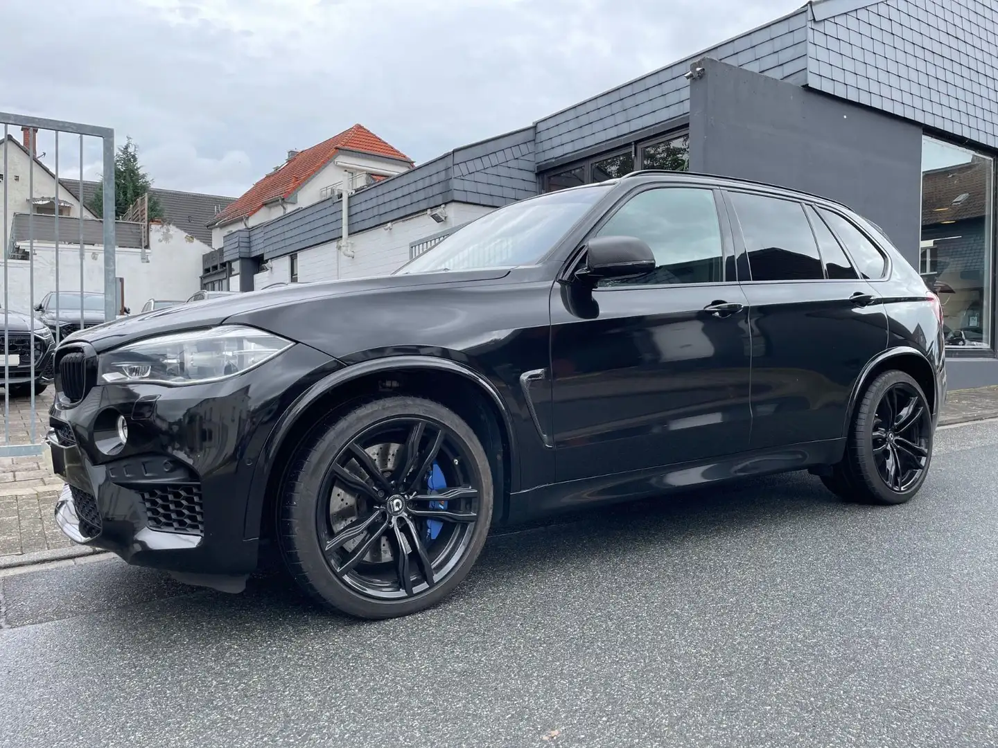 BMW X5 M |Carbon|360°|Softclose|STHZ|AHK|HUD|B&O| Argent - 1
