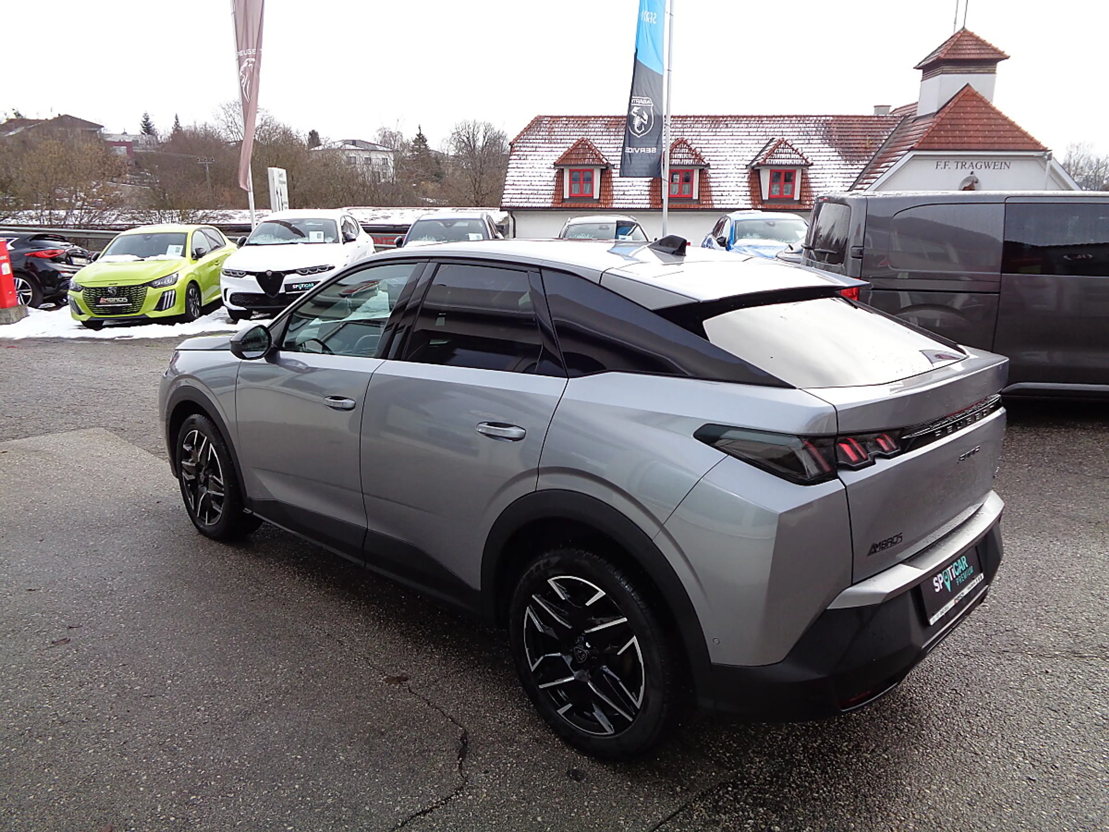 Peugeot 3008 Hybrid 136 E-DCS6 Allure Aut. — photo 6
