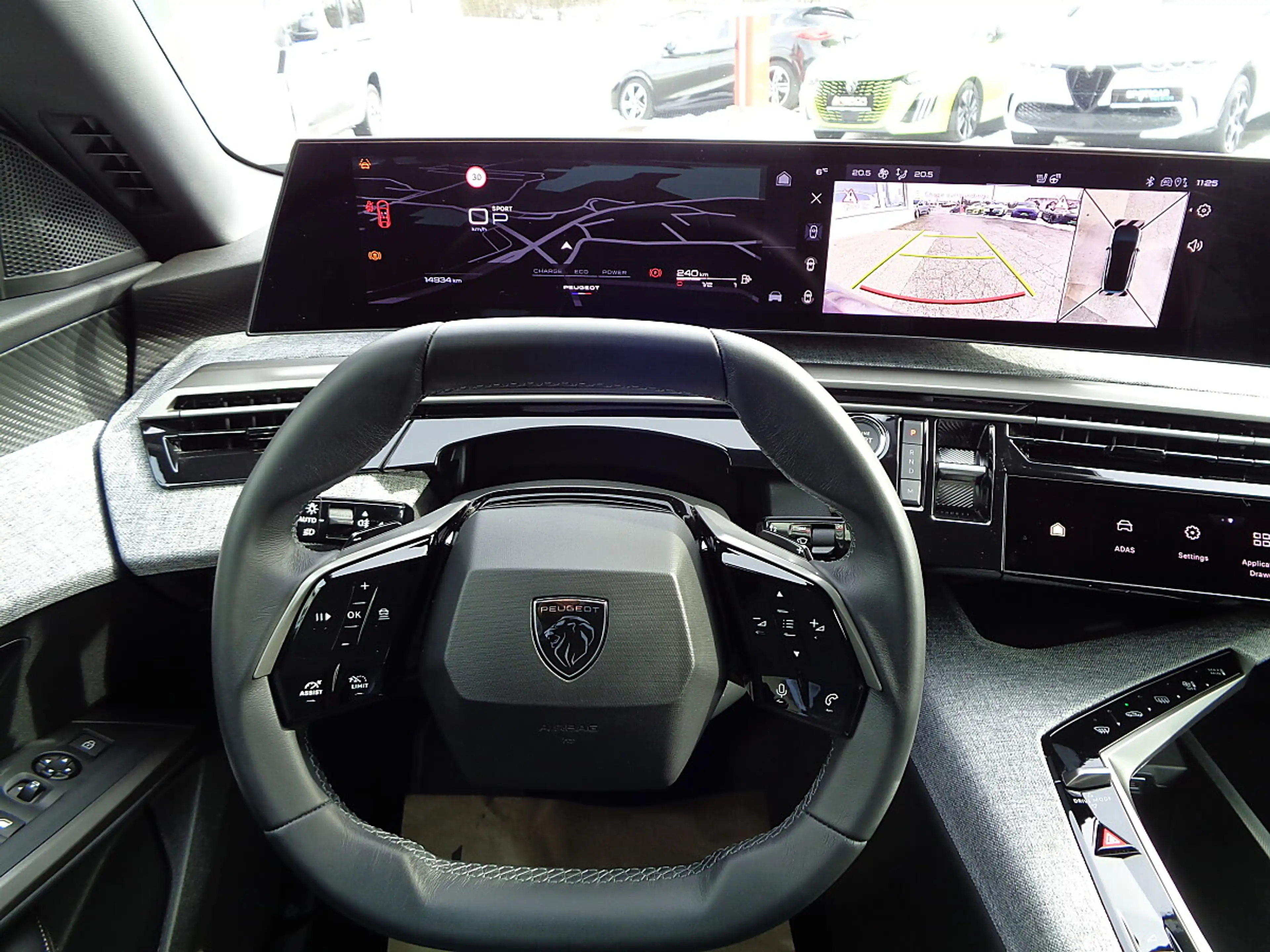 Peugeot 3008 Hybrid 136 E-DCS6 Allure Aut. — photo 12