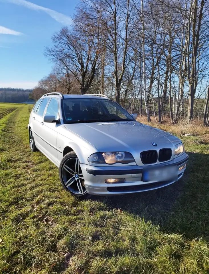 BMW 320i Sport Edition, foto 7