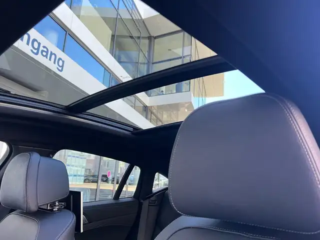 BMW X6 view 7