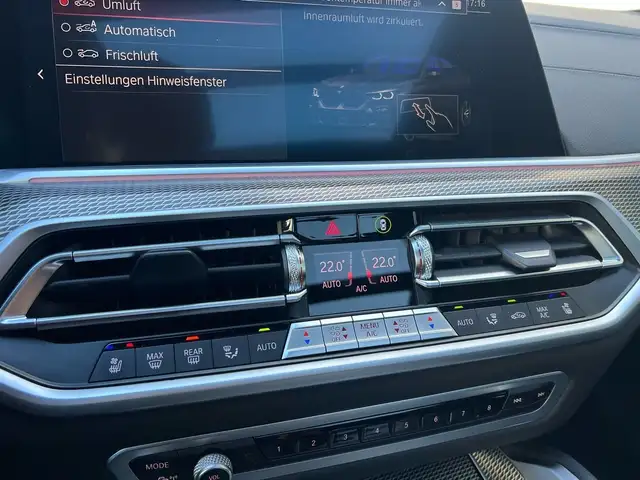 BMW X6 view 14