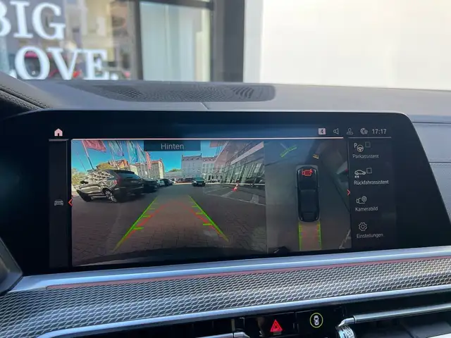 BMW X6 view 16