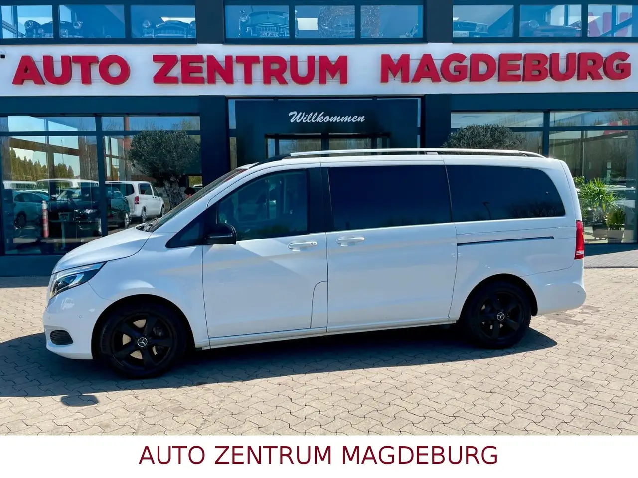 Mercedes-Benz V 220