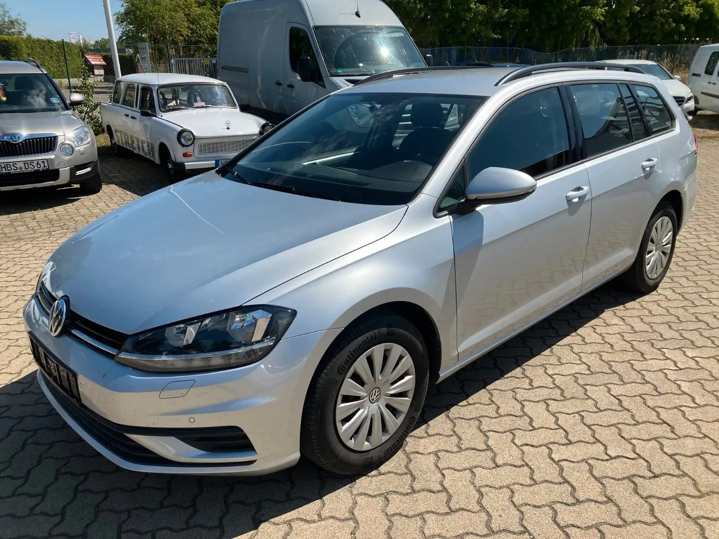 Volkswagen Golf VII Variant Trendline NAVI AHK 1.Hd Zilver - 2
