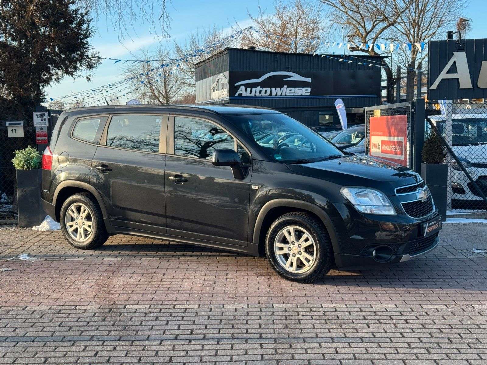 Second hand Chevrolet Orlando 2.0