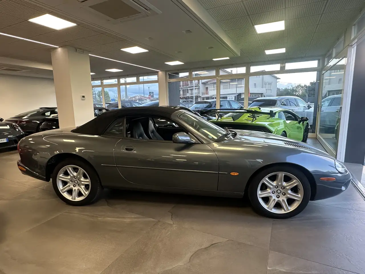 Jaguar XK8 4.0 CABRIO UNICO PROPRIETARIO CATENE NUOVE, foto 3