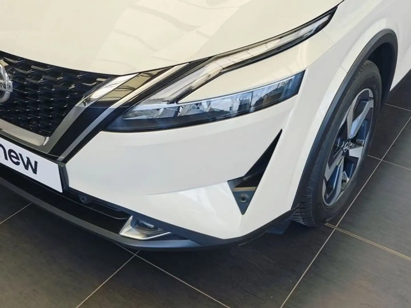 Nissan Qashqai Mild-Hybrid 158 Xtronic Tekna Plus Bianco - 2