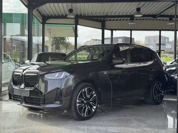 30e xDrive M Sport / PANO / TREKHK / H-K / KEYL /+